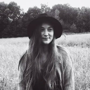 Meet your Posher, Ève